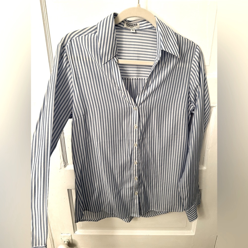 Striped Blue & White Buttondown